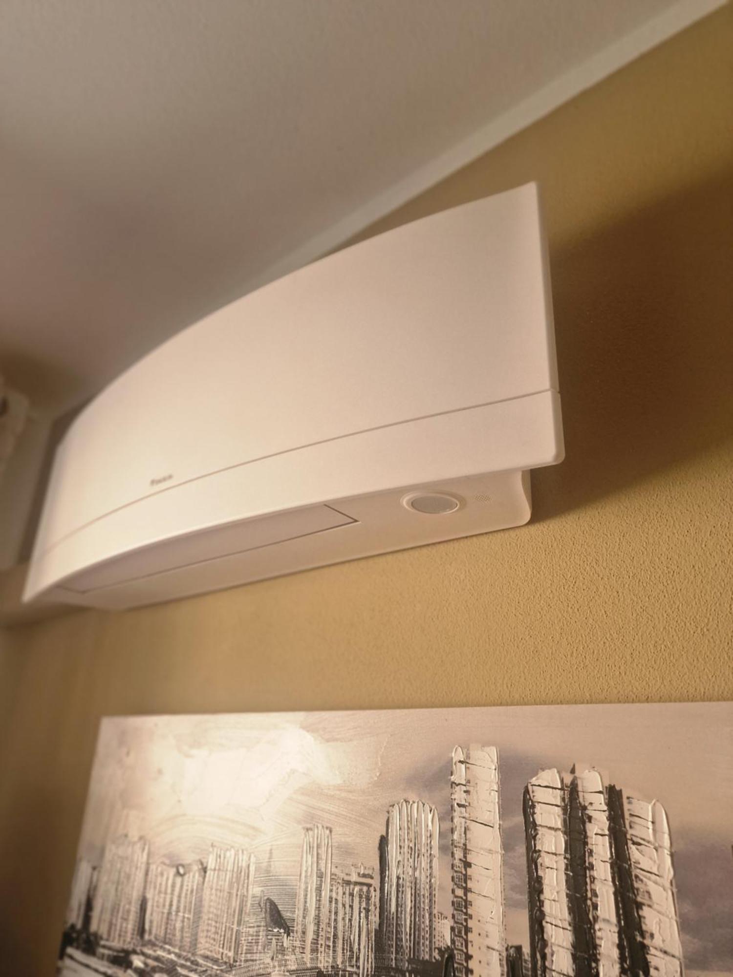 Varese Prime - Large Independent Apartment, Air Conditioning, 2 Bathrooms, 2 Free Covered Parking Spaces, No Restricted Traffic Zone, Train Station 100M, Theatre 150M, Historic City Centre Exterior foto