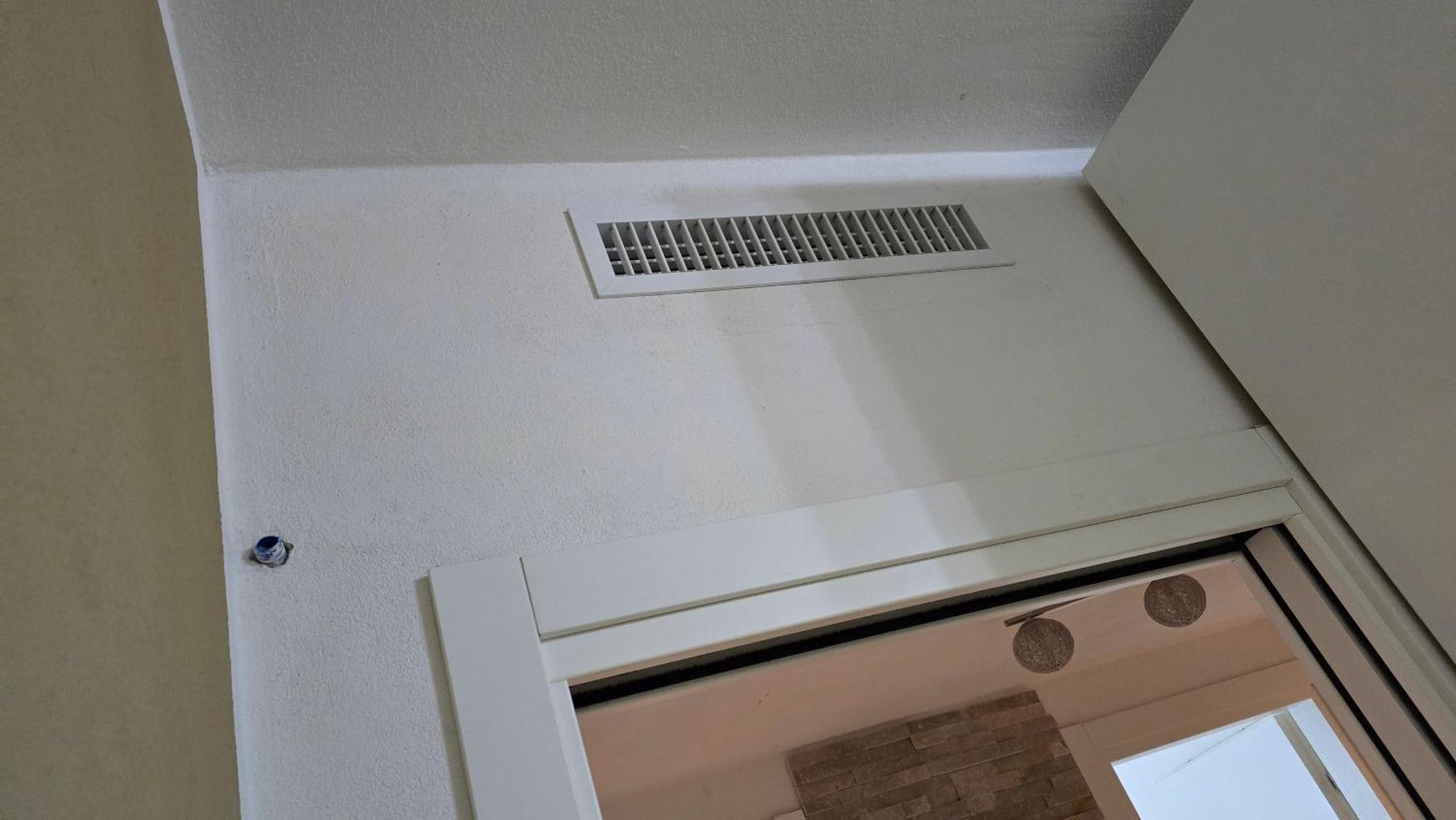 Varese Prime - Large Independent Apartment, Air Conditioning, 2 Bathrooms, 2 Free Covered Parking Spaces, No Restricted Traffic Zone, Train Station 100M, Theatre 150M, Historic City Centre Exterior foto